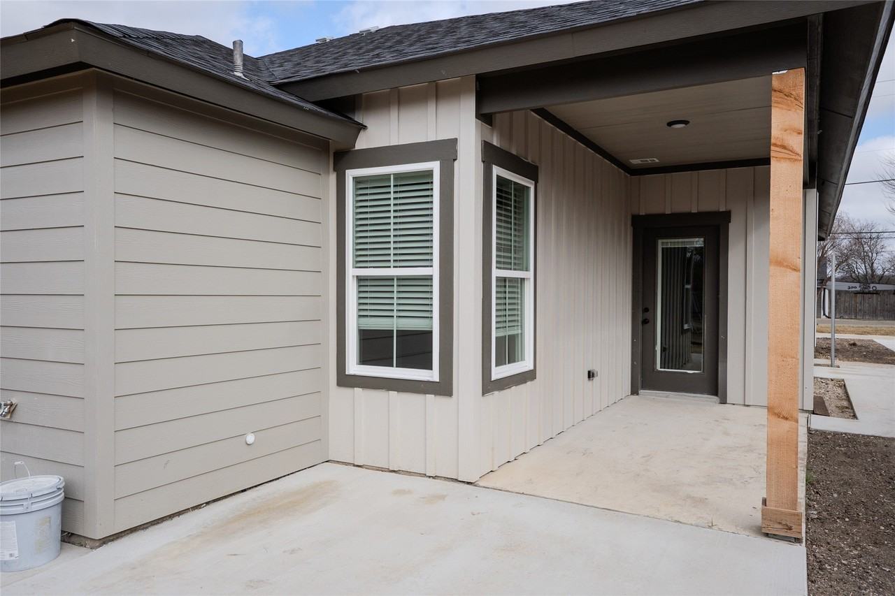 382 N Dallas St - Photo 7 of 15