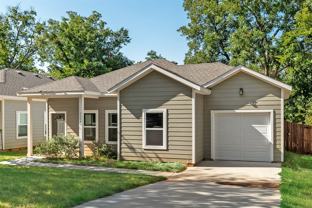 1115 W Johnson St - Photo 1 of 1