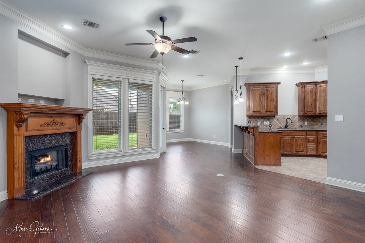 431 Tupelo Dr - Photo 3 of 23