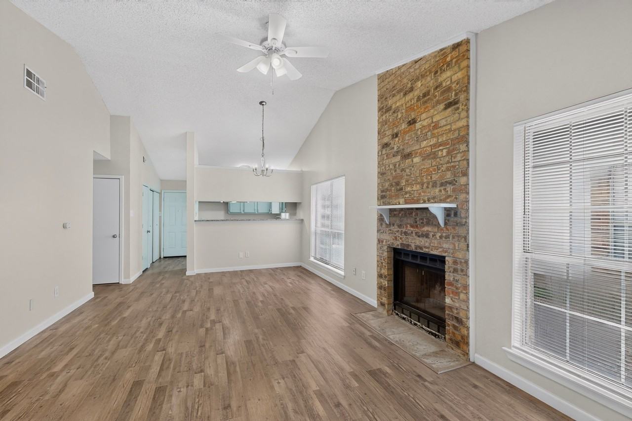 713 Denmark Dr - Photo 5 of 37