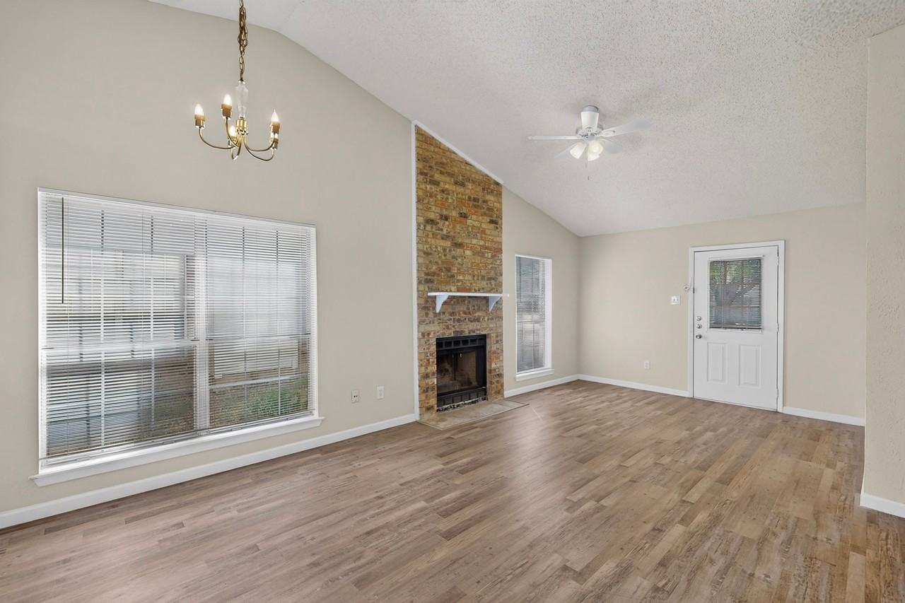 713 Denmark Dr - Photo 6 of 37