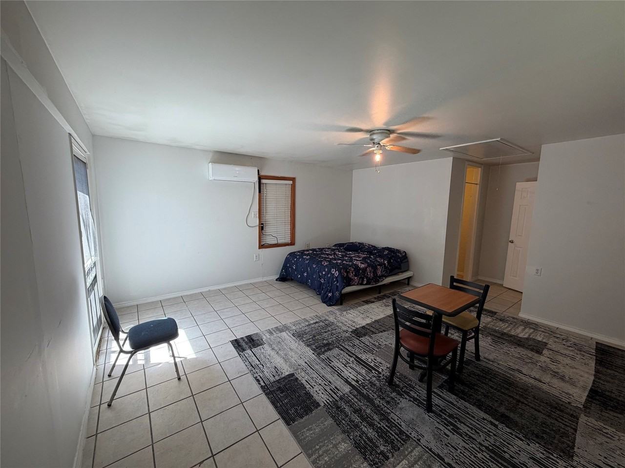 801 Midcreek Dr #B - Photo 4 of 25