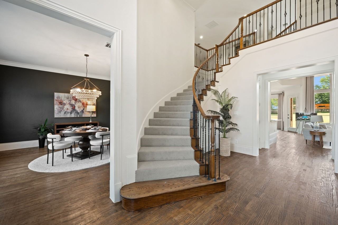 5504 Lake Geneva Ct - Photo 4 of 36