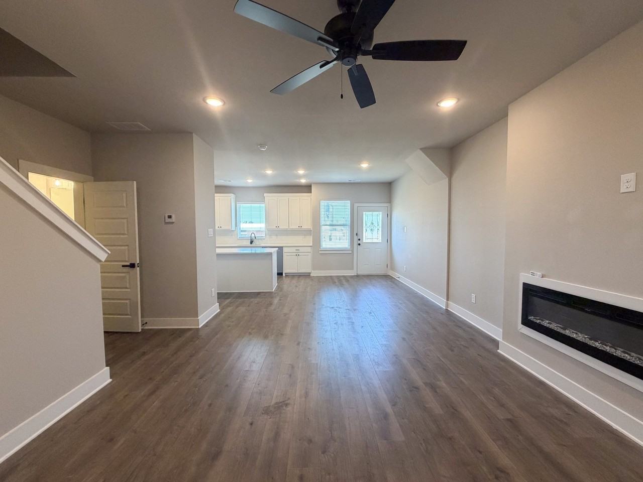 920 Cooksey Ct #B - Photo 5 of 24