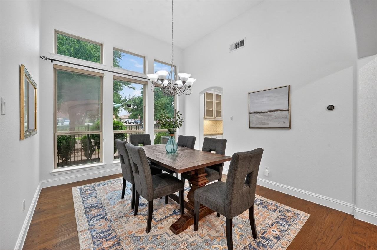 10811 Morro Bay Ln - Photo 4 of 20