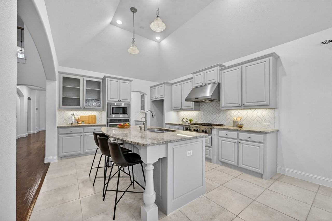 10811 Morro Bay Ln - Photo 7 of 20