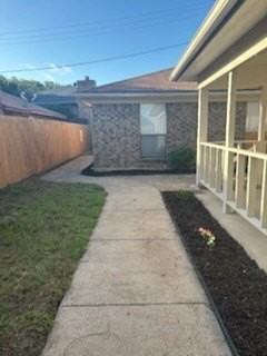2805 Woodmont Trl - Photo 2 of 12