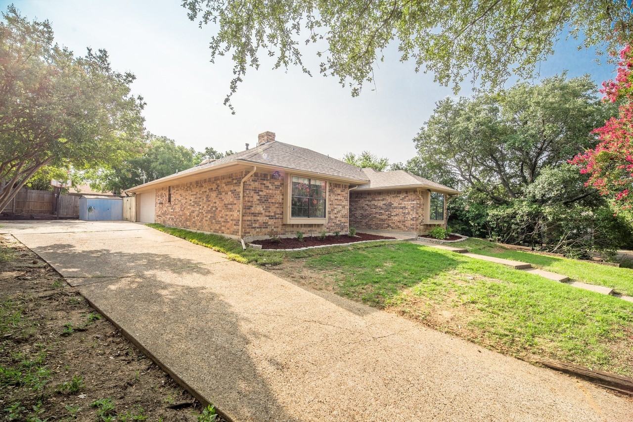 500 Cross Bend Ct - Photo 2 of 39