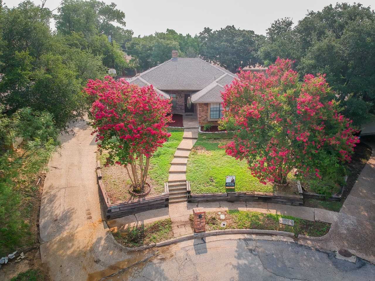 500 Cross Bend Ct - Photo 5 of 39