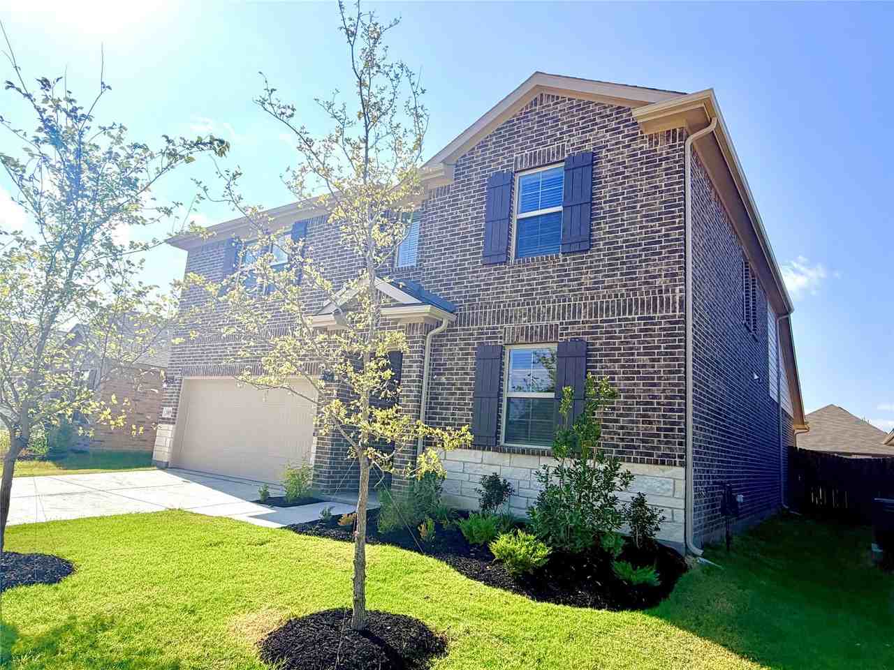 1609 Gulin St - Photo 3 of 40