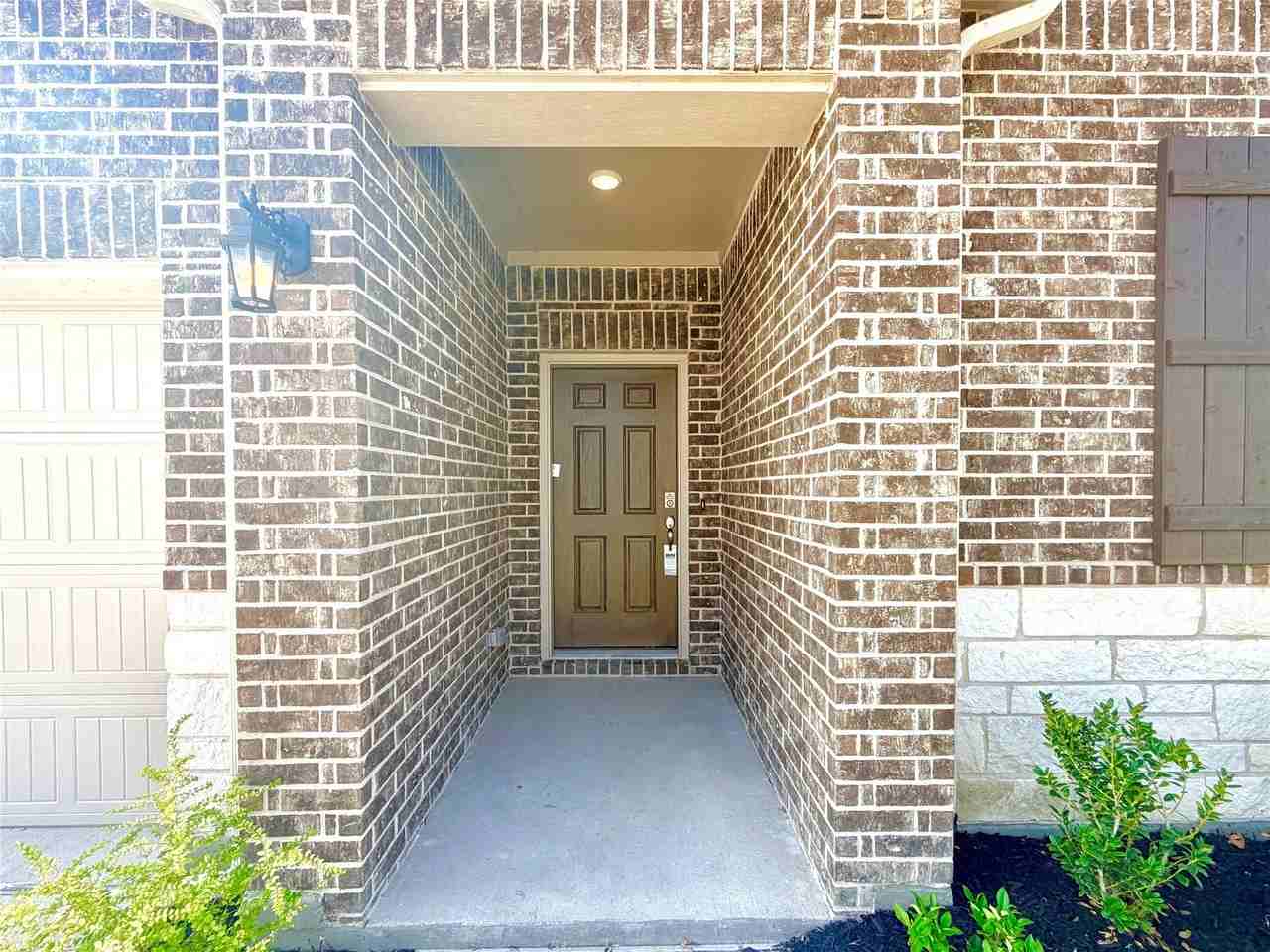 1609 Gulin St - Photo 4 of 40