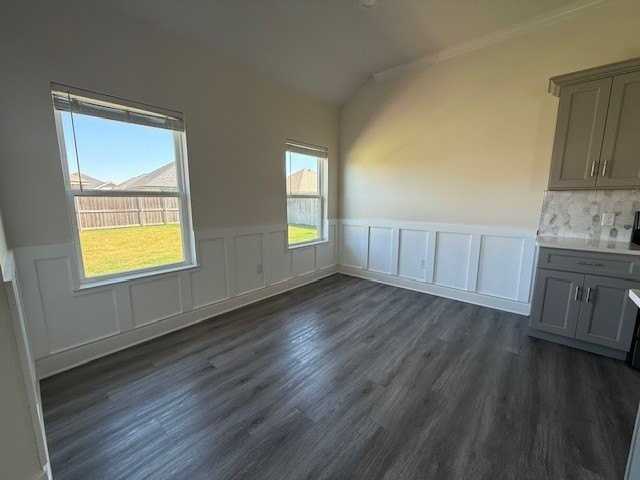 310 Evening Shade Ln - Photo 6 of 23
