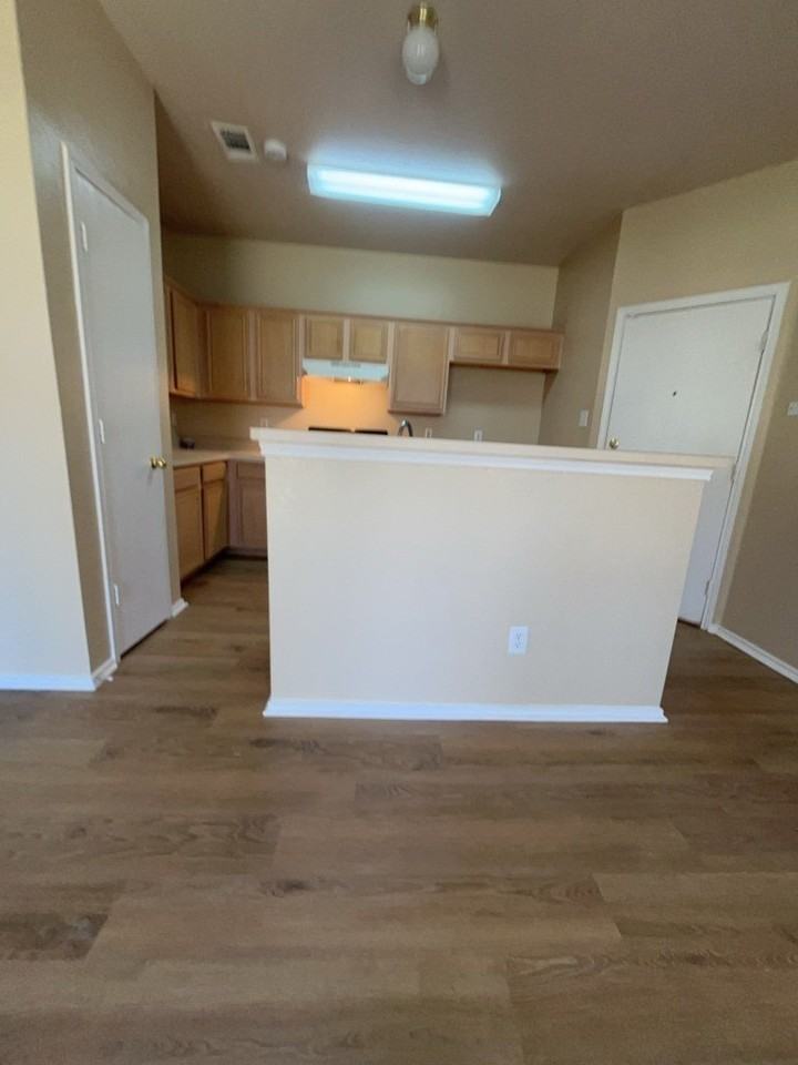 1824 Mcneely St - Photo 5 of 14