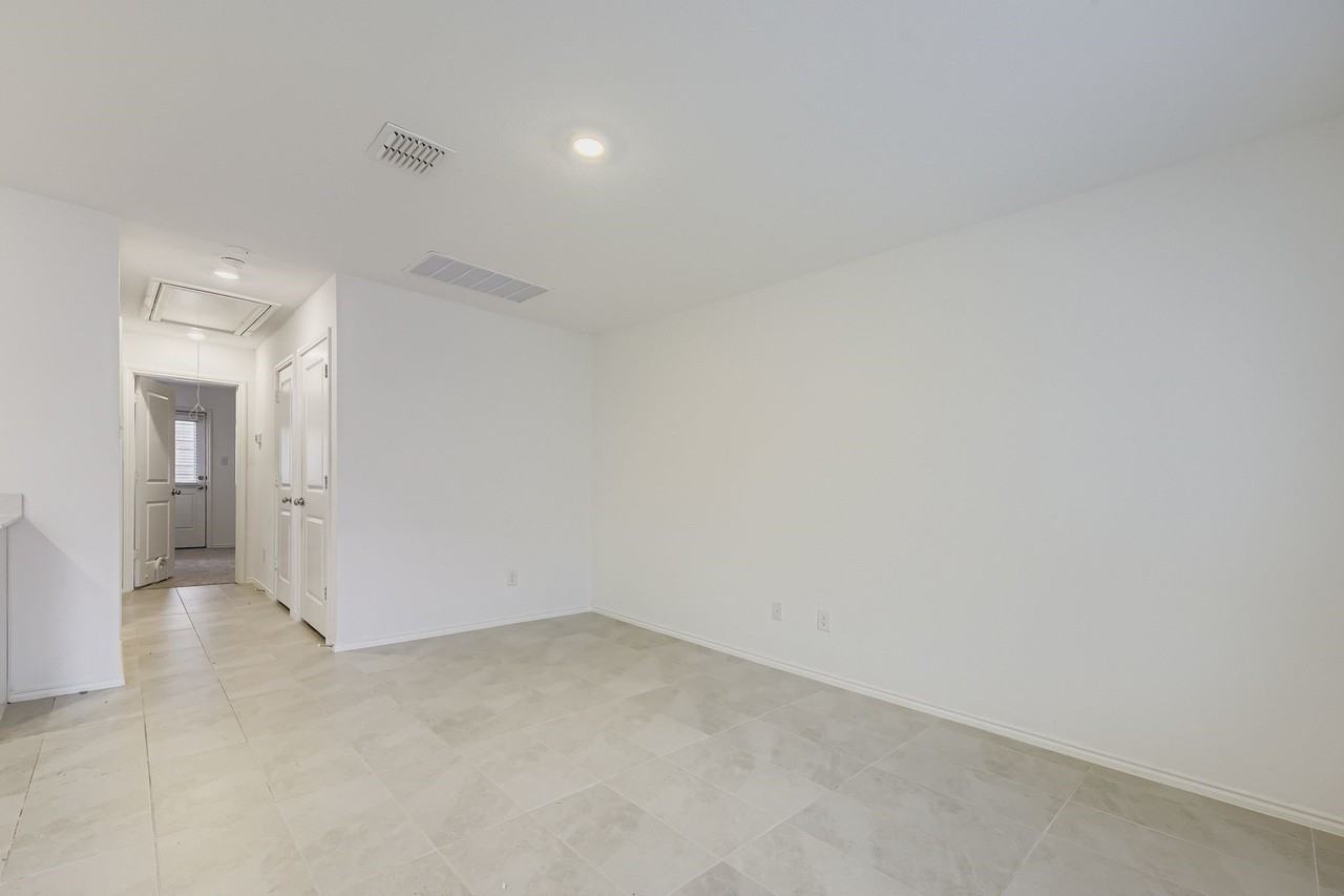 8739 Cottage Creek Dr #53 - Photo 4 of 28