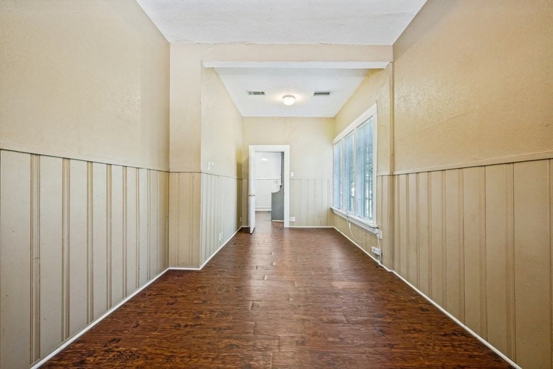 904 W Hickory St #B - Photo 2 of 12