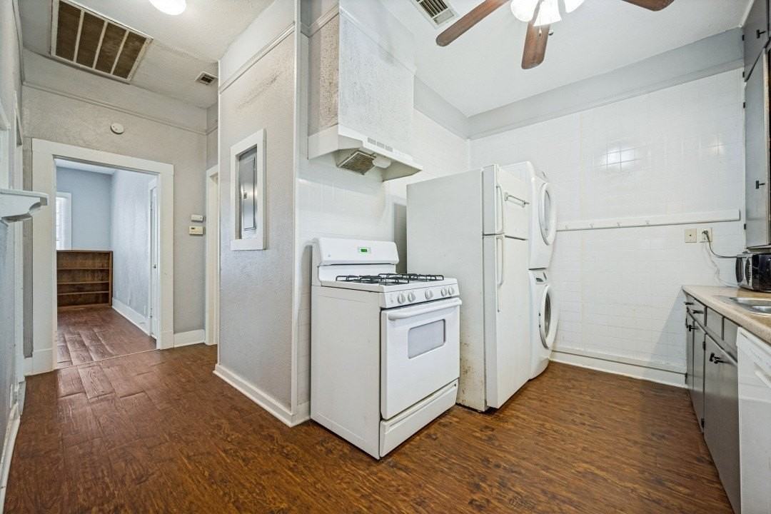 904 W Hickory St #B - Photo 4 of 12