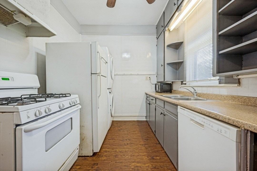 904 W Hickory St #B - Photo 5 of 12