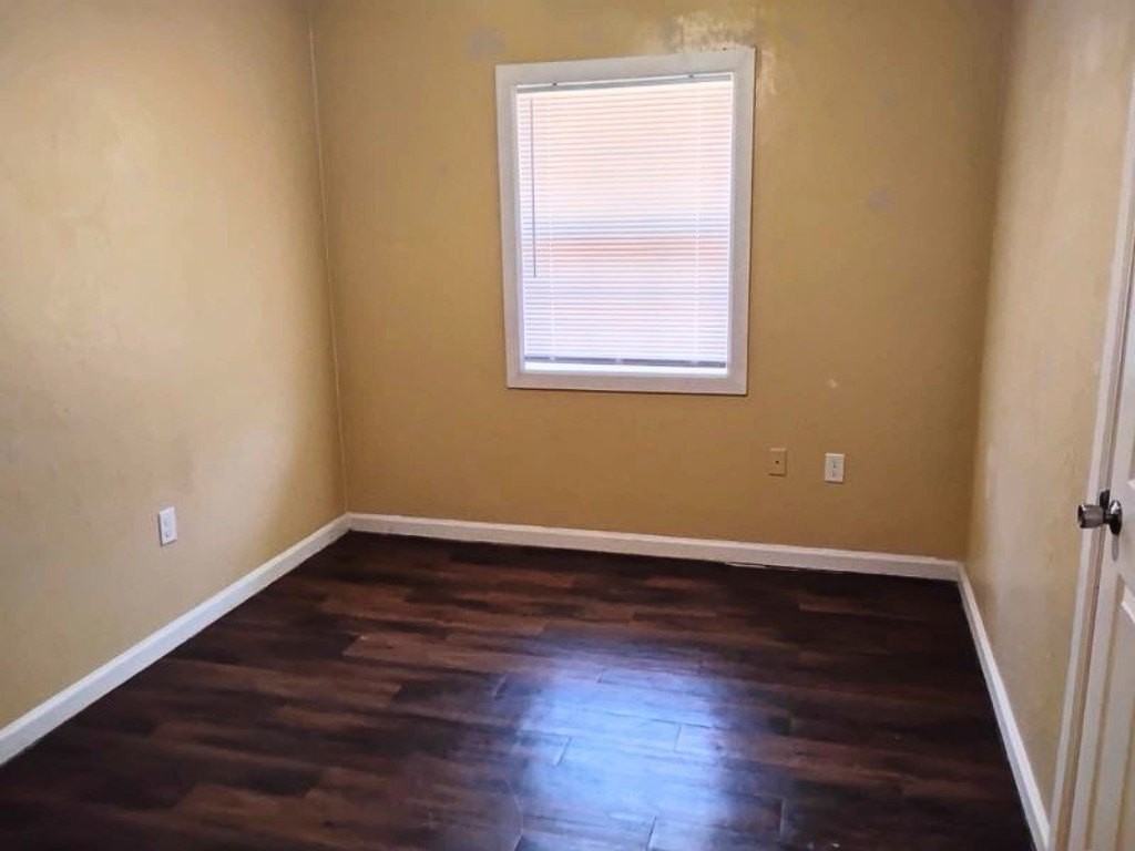 2619 Nw Pollard Ave - Photo 4 of 6