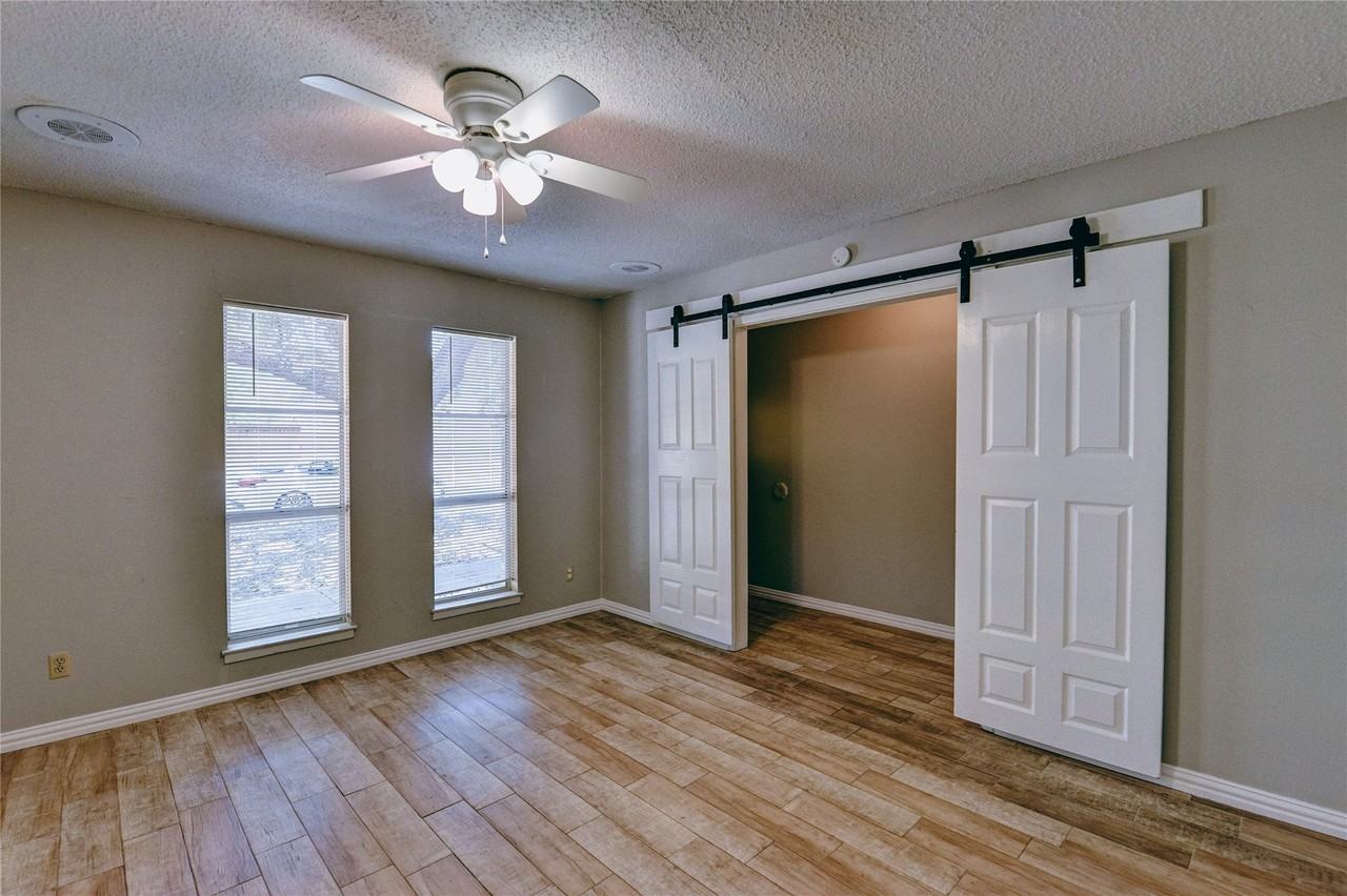 7524 Overhill Rd - Photo 2 of 28