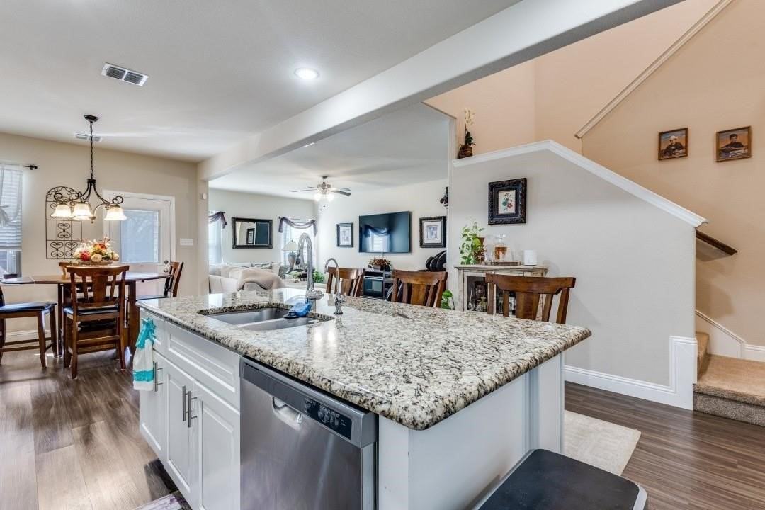 2821 Inn Kitchen Way - Photo 7 of 24