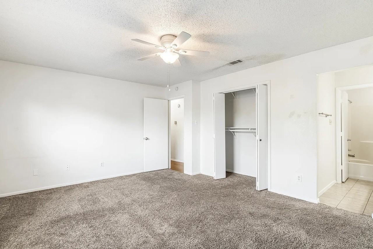 6603 Central Ave - Photo 6 of 11
