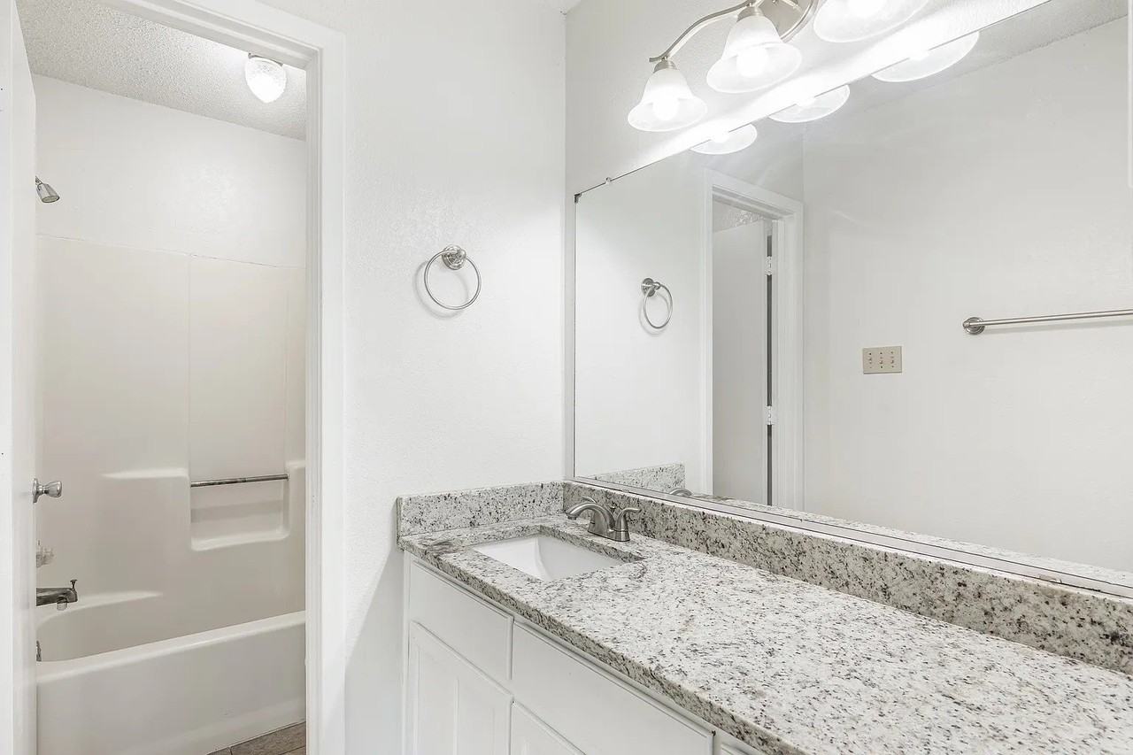 6603 Central Ave - Photo 7 of 11