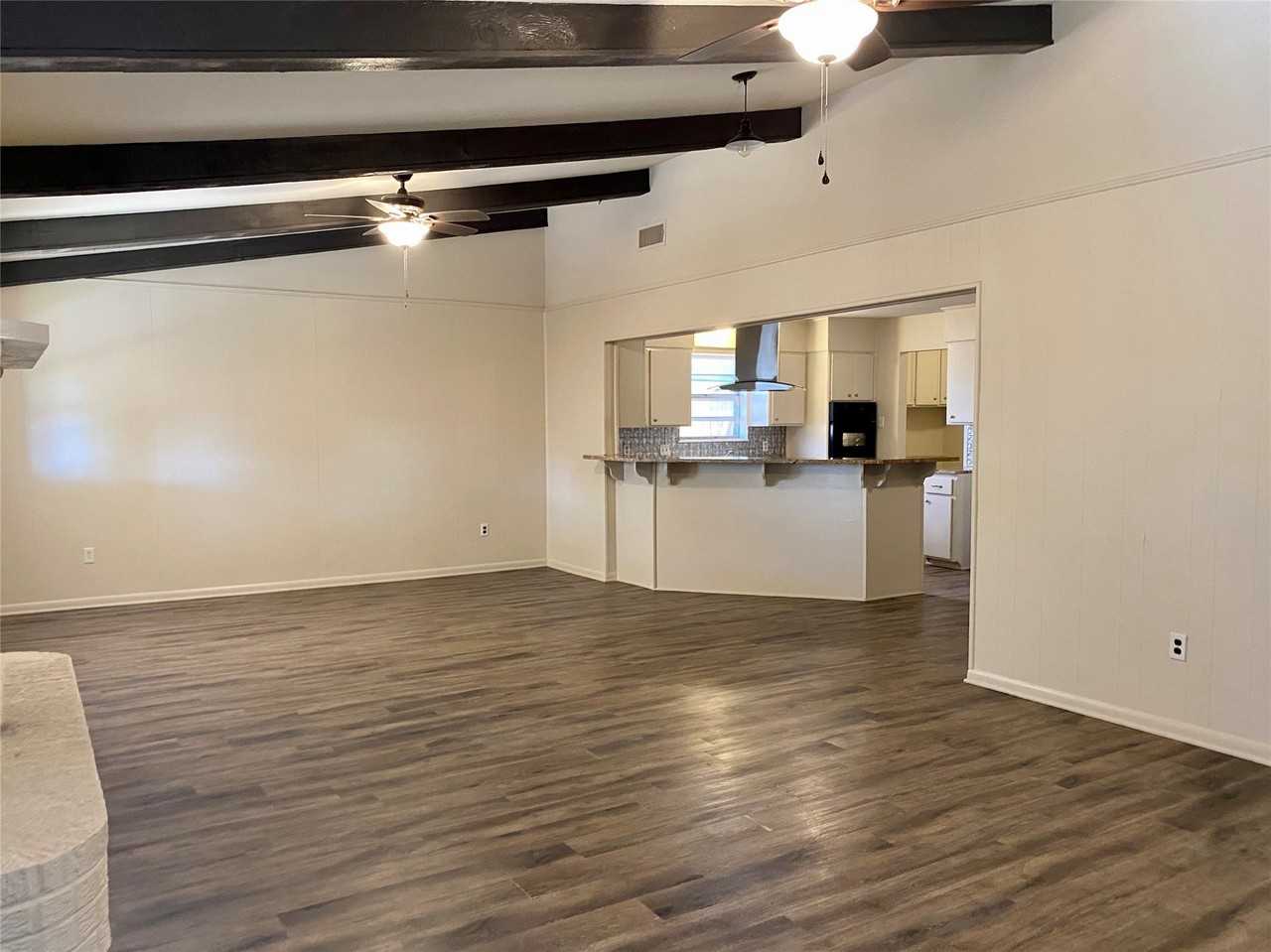 4841 Oaklawn Dr - Photo 4 of 16