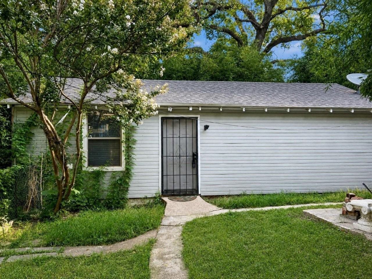 933 Gillham Rd #935
