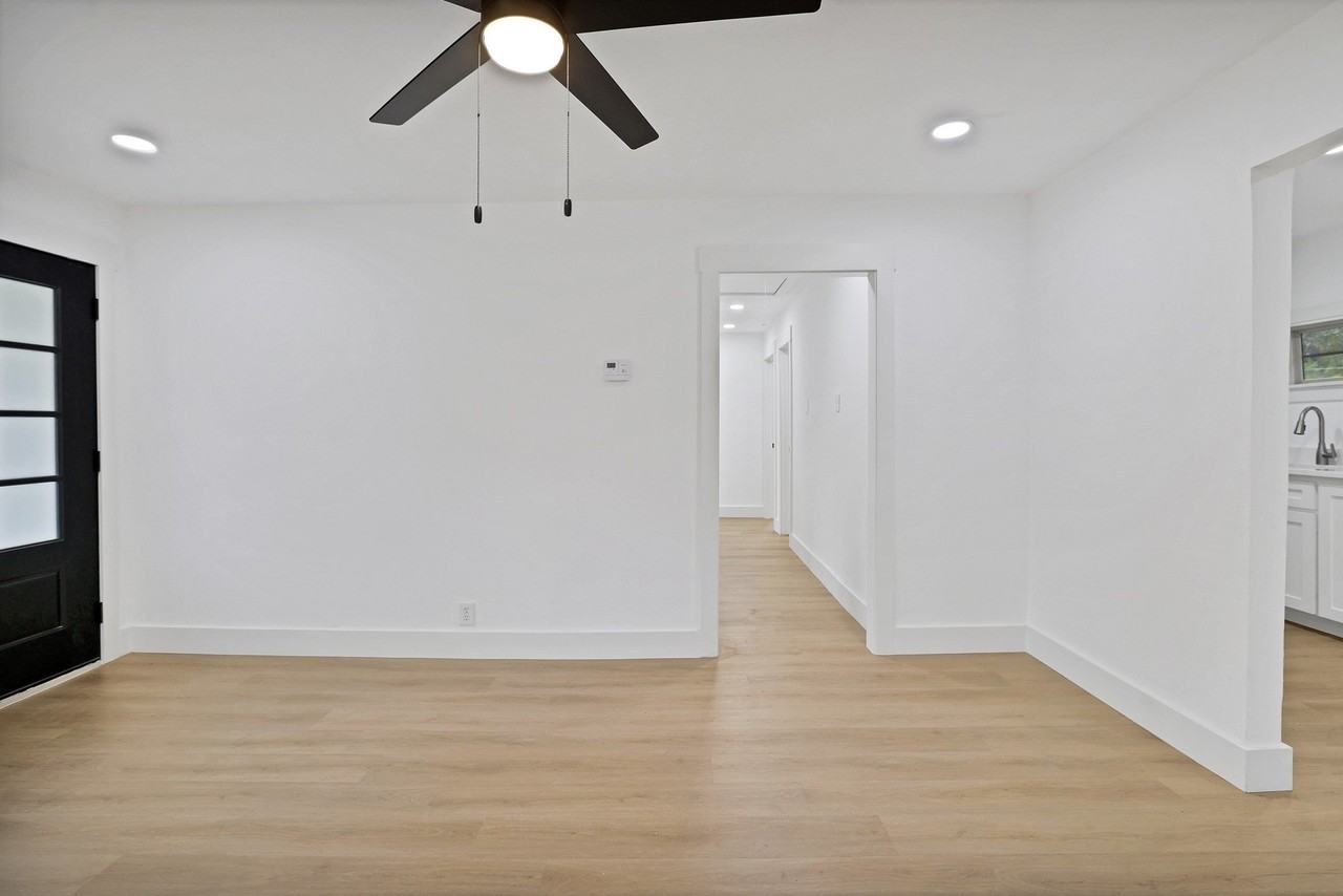 1520 Valley View St - Photo 4 of 29