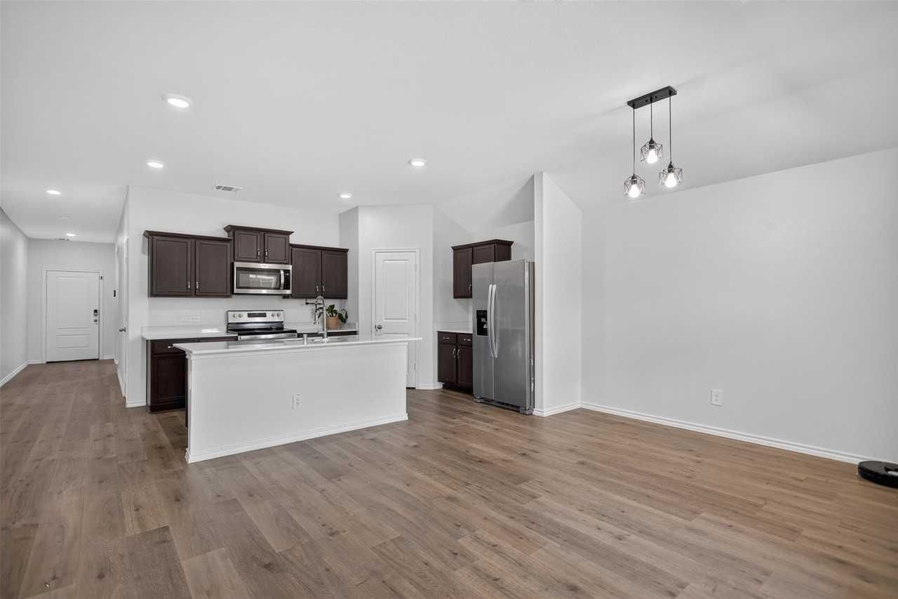 149 Boxwood Dr - Photo 6 of 23
