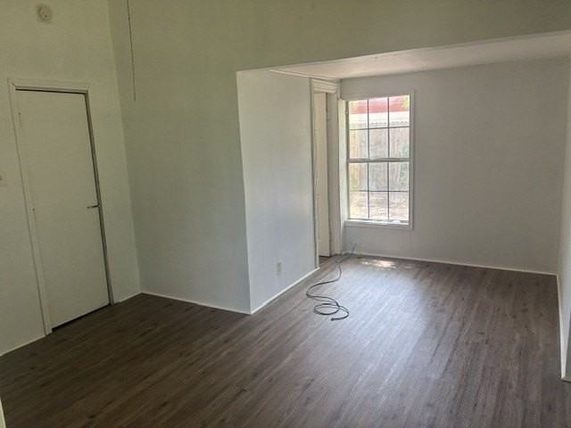 1920 Johnson St - Photo 4 of 11