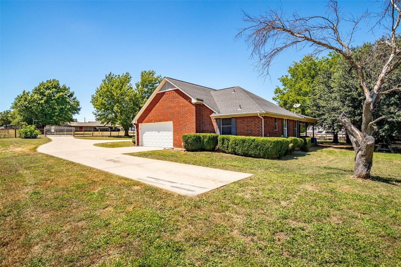 800 Oak Lane Dr - Photo 7 of 25