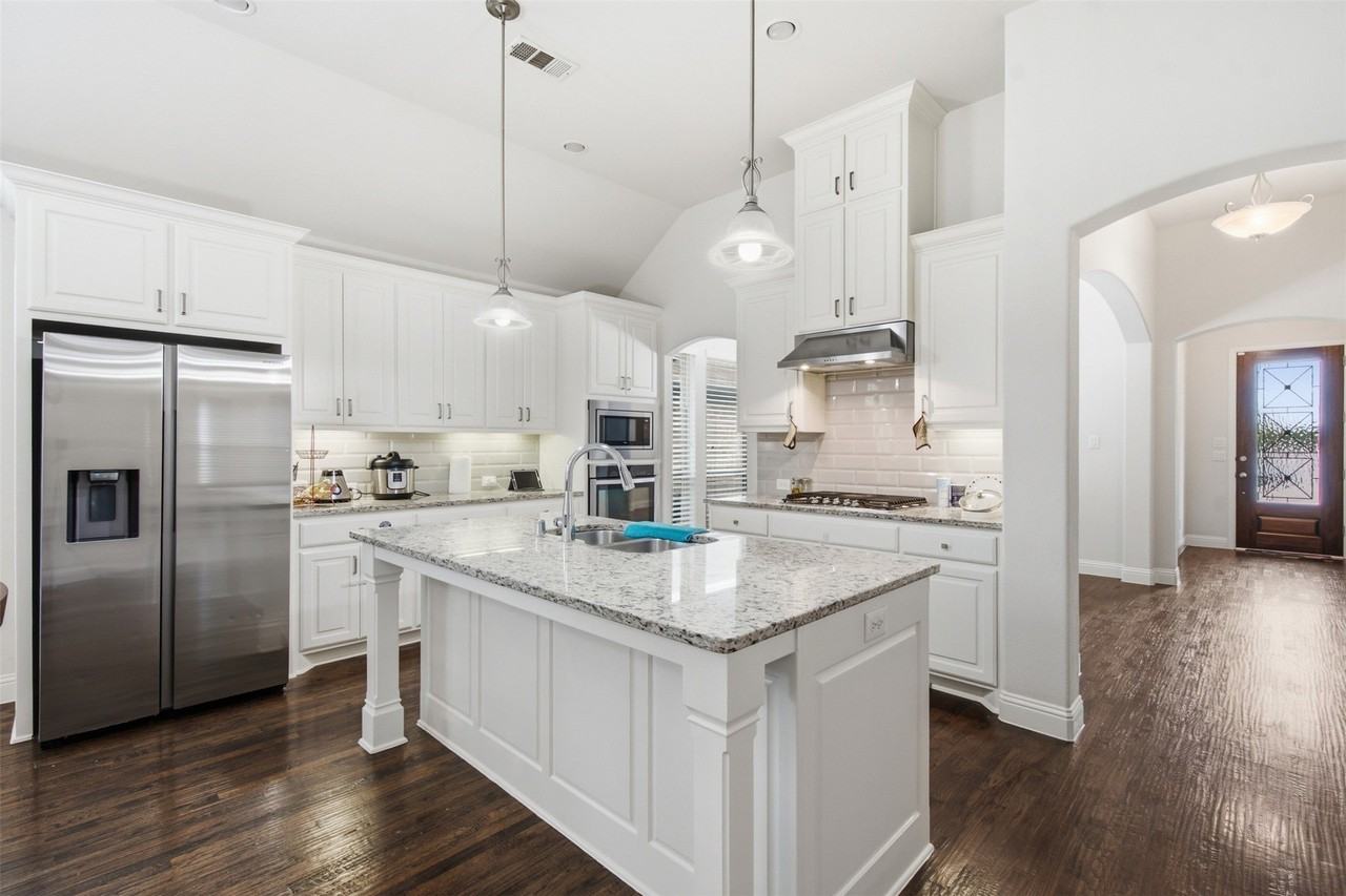 4500 Canopy St - Photo 7 of 12