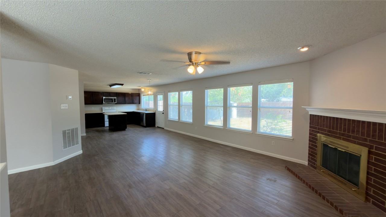 3401 Cheyenne Ranch Rd - Photo 5 of 17