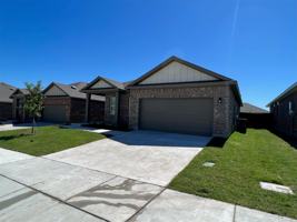 featured image of 752 Richmond Dr