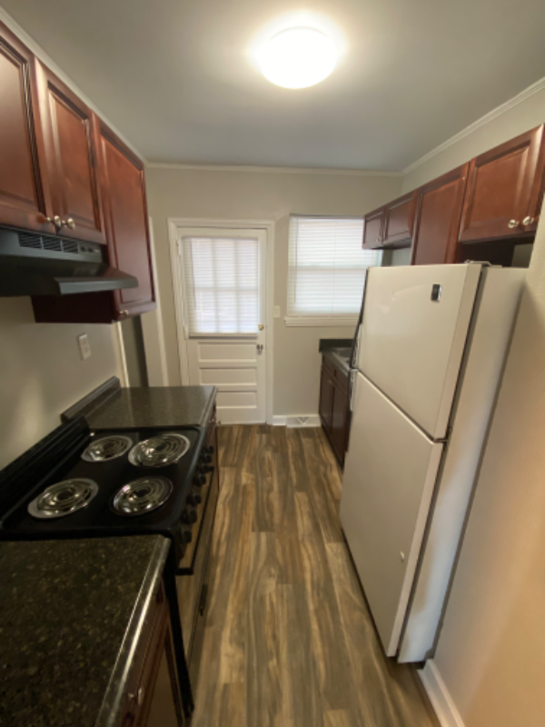 601 Cedar St #4D - Photo 4 of 15