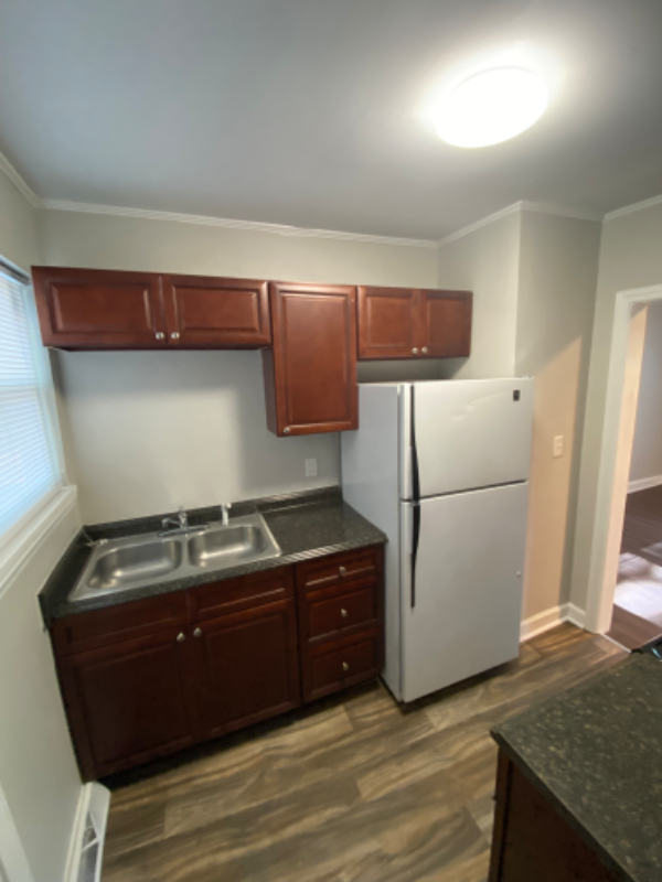 601 Cedar St #4D - Photo 5 of 15