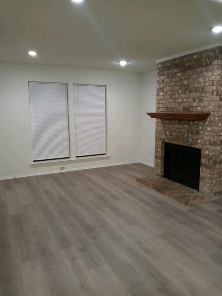7530 Kings Ridge Rd - Photo 3 of 15