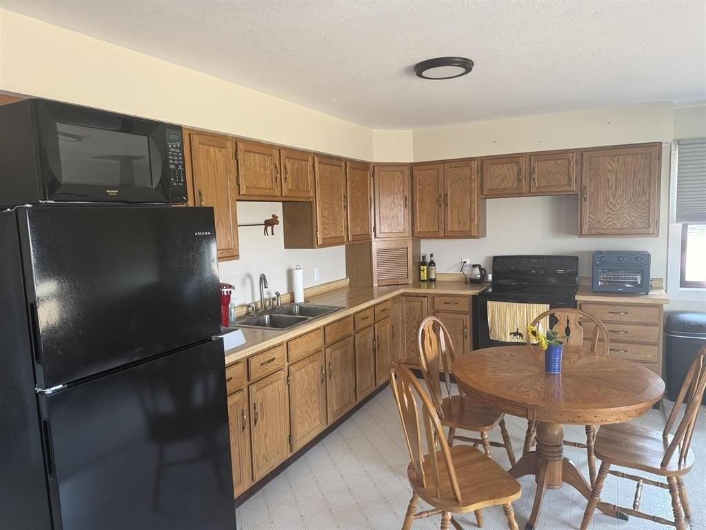 25 Moriah Rd - Photo 6 of 20
