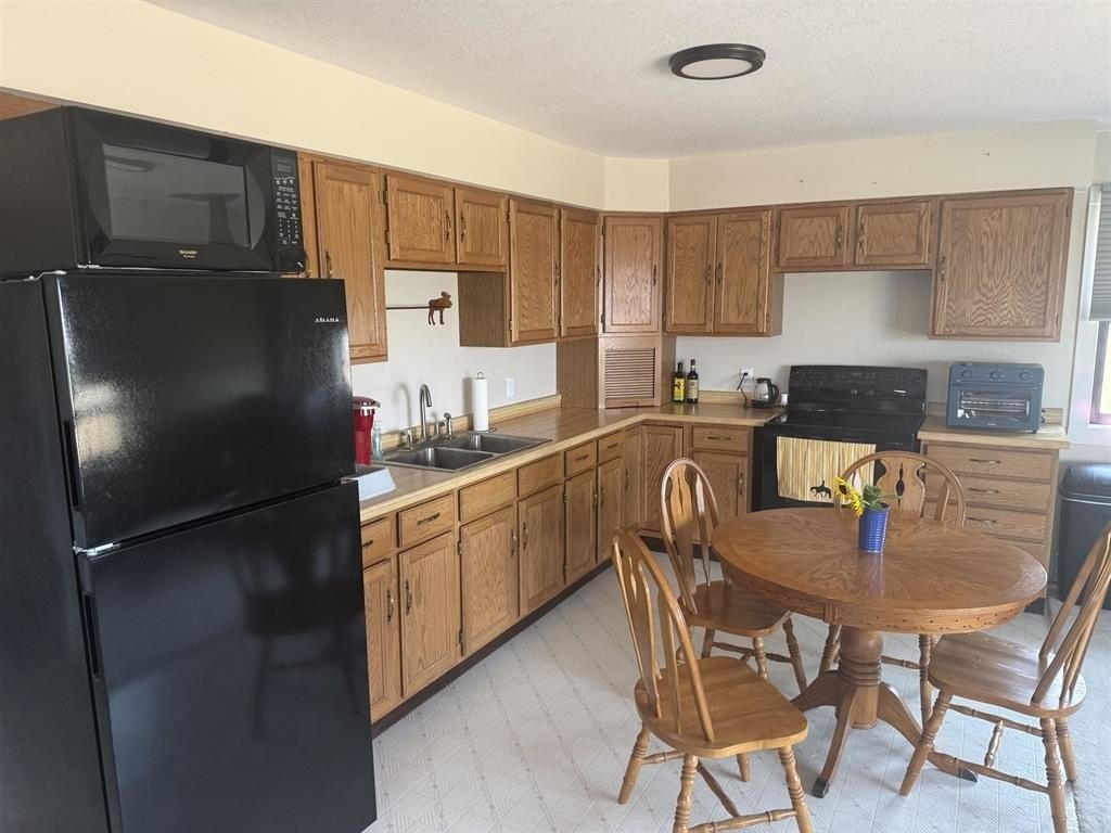 25 Moriah Rd - Photo 7 of 20