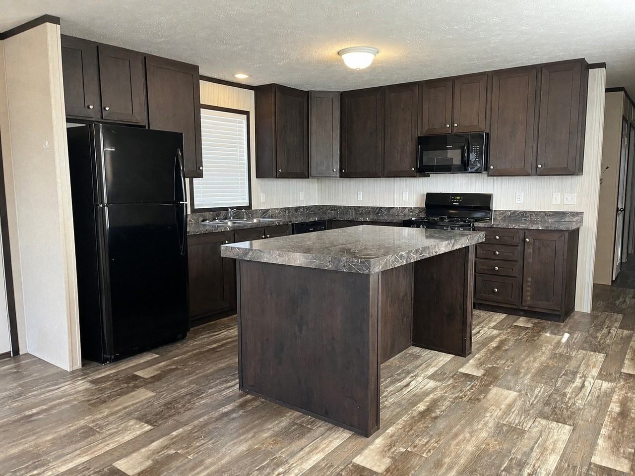 40 Parakeet Hill Dr #175 - Photo 2 of 10