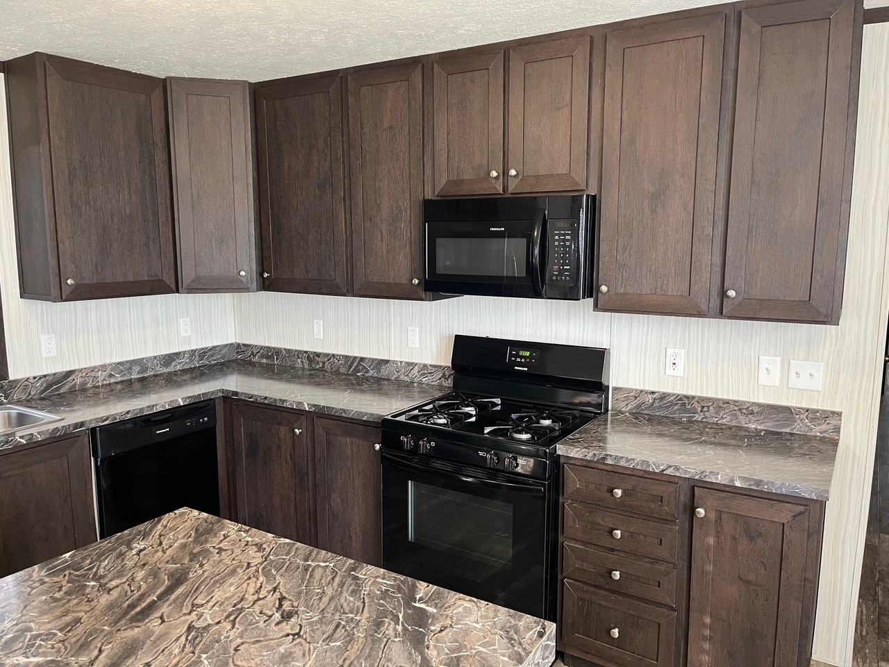40 Parakeet Hill Dr #175 - Photo 5 of 10