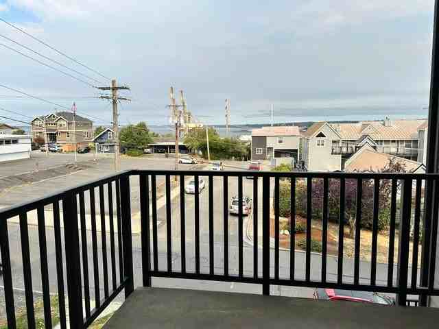 700 N State St #101 - Photo 2 of 11