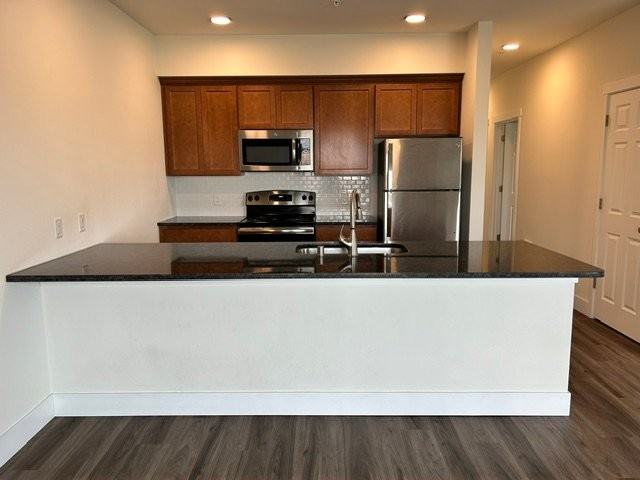 700 N State St #101 - Photo 6 of 11