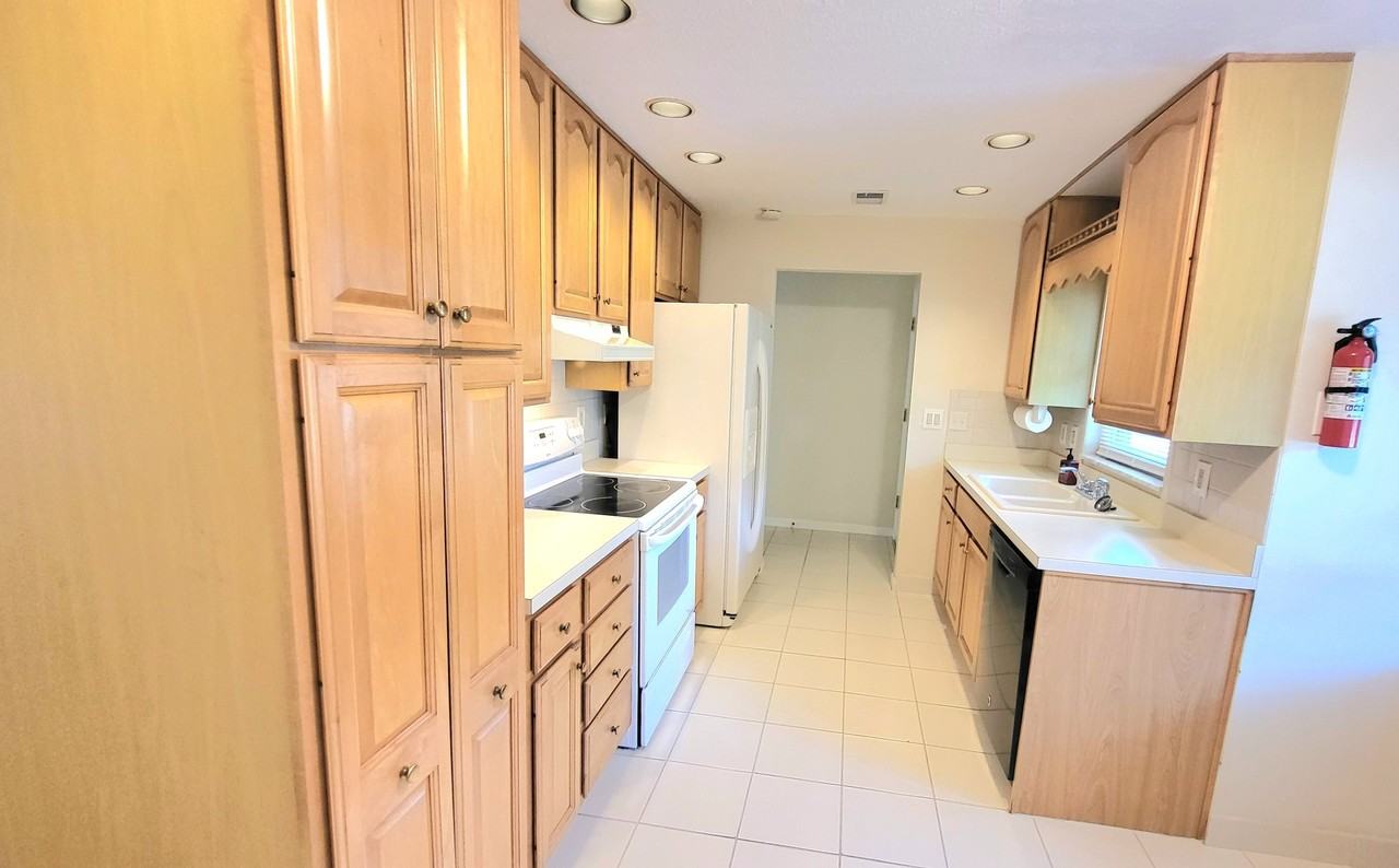 6781 298th Ave N - Photo 3 of 17