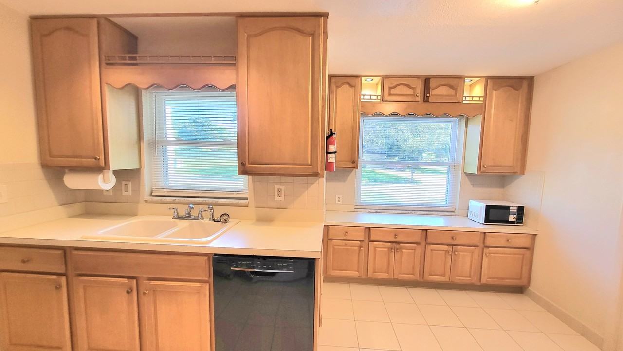 6781 298th Ave N - Photo 4 of 17