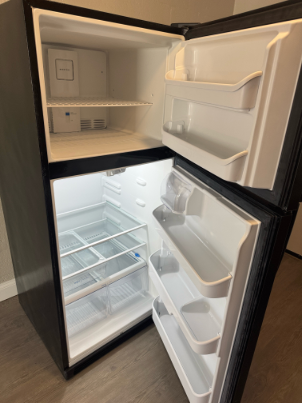 308 Sullivan St - Photo 5 of 13