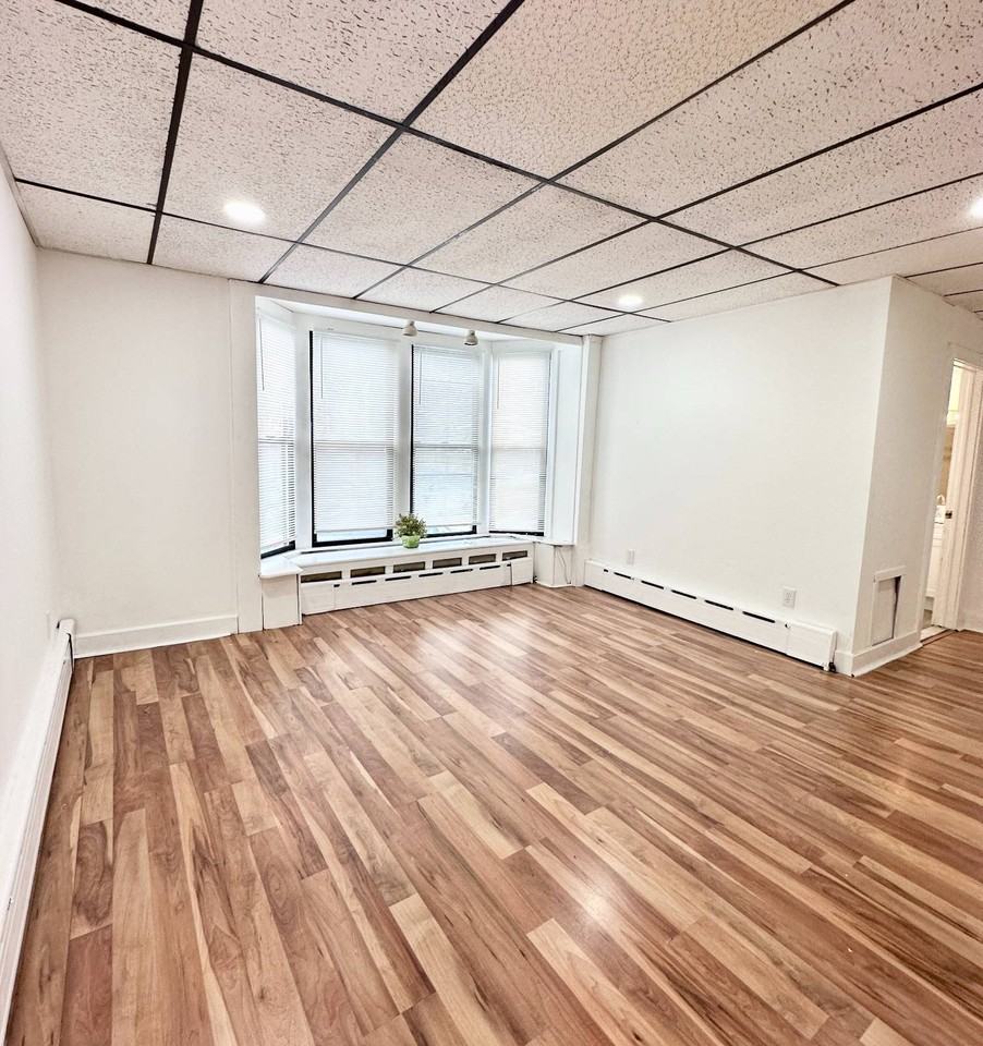 34 Washington St #1 - Photo 6 of 19