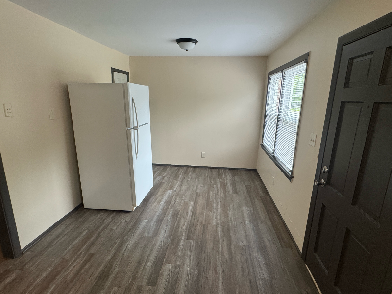 233 Shelly St #3 - Photo 3 of 14