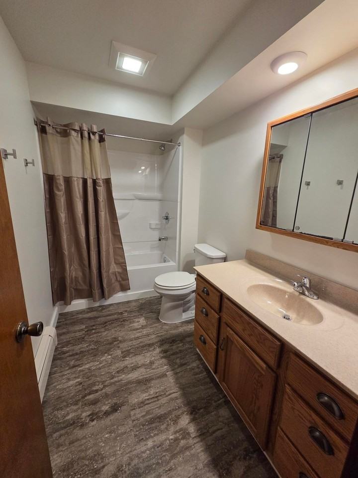 1200 Ingot St - Photo 7 of 17